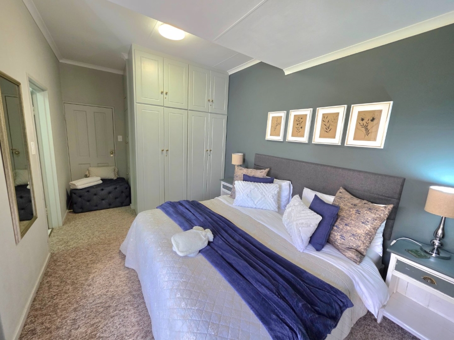 5 Bedroom Property for Sale in Clarens Free State